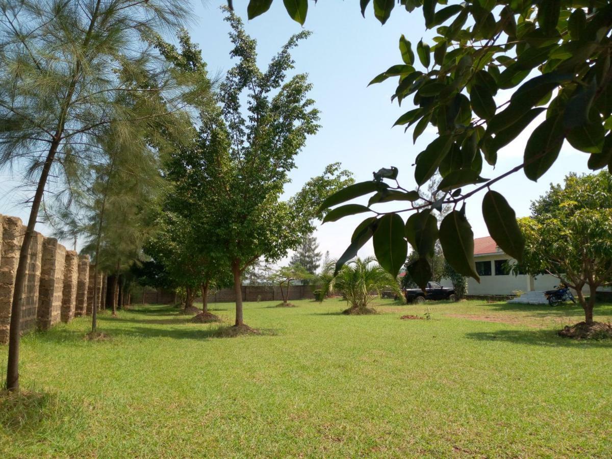 Kisumu Country Club Hotel Exterior photo