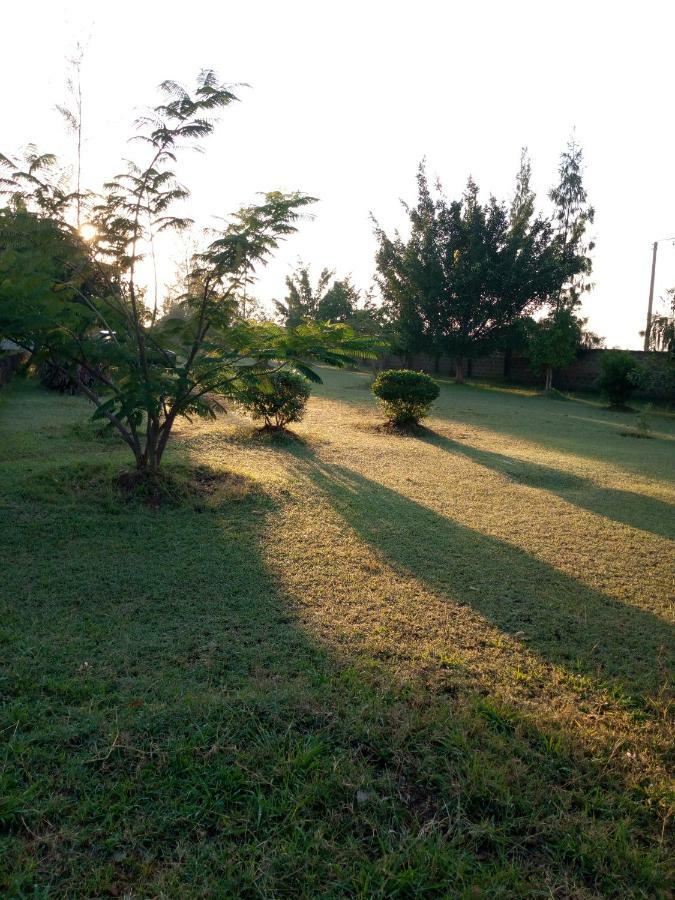 Kisumu Country Club Hotel Exterior photo